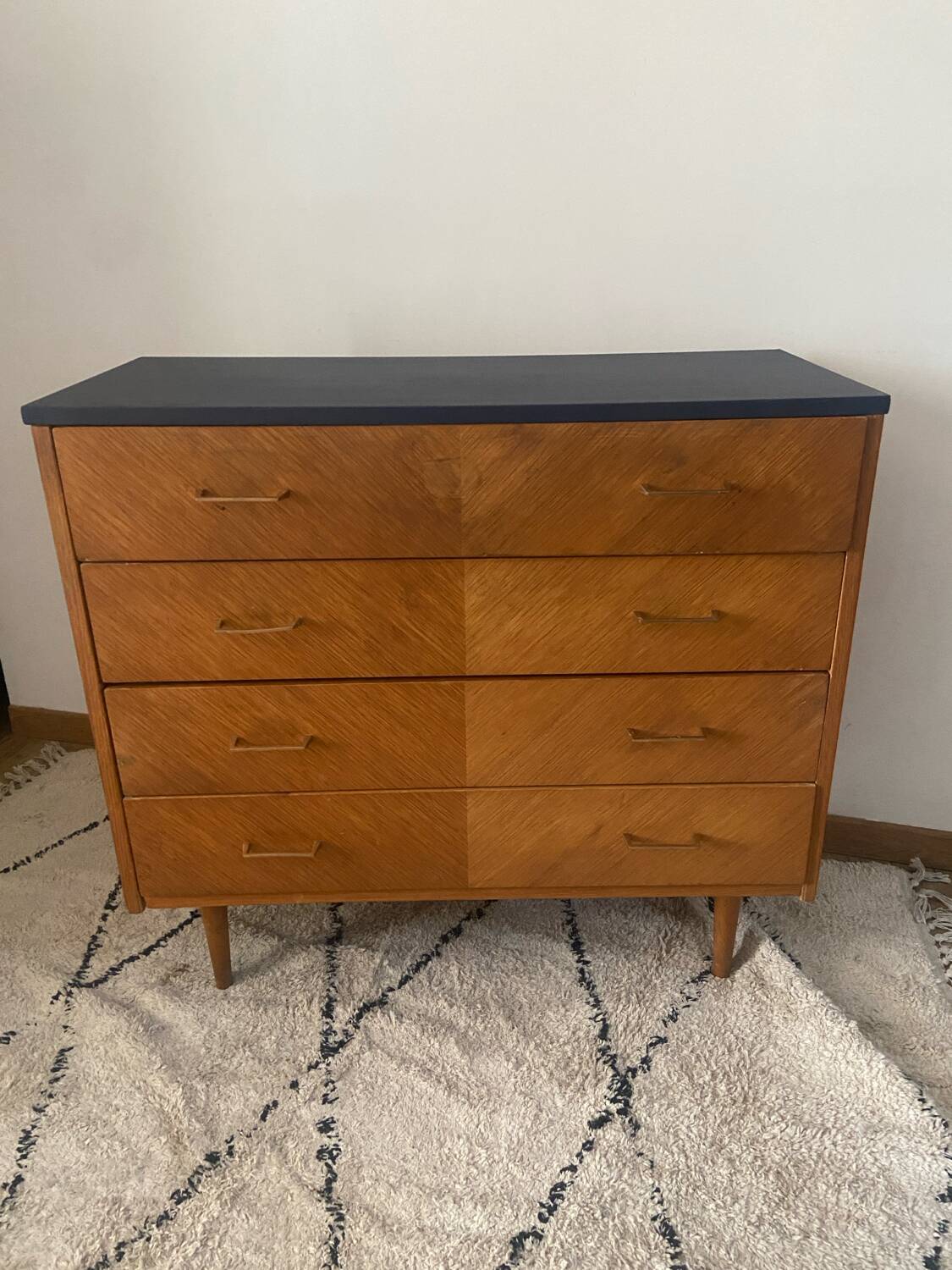 Vintage chest of drawers