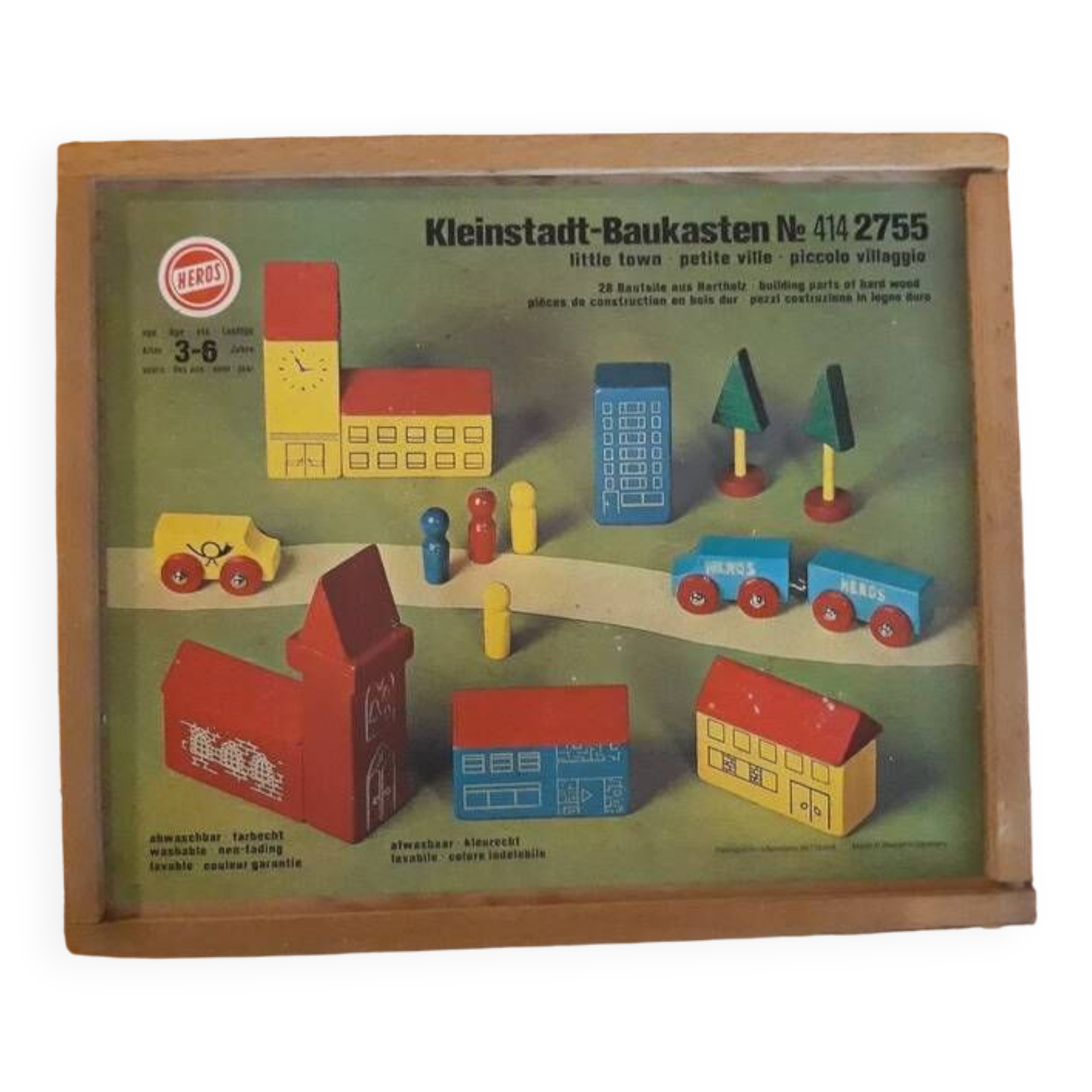 Small town - Hardwood construction - 1970