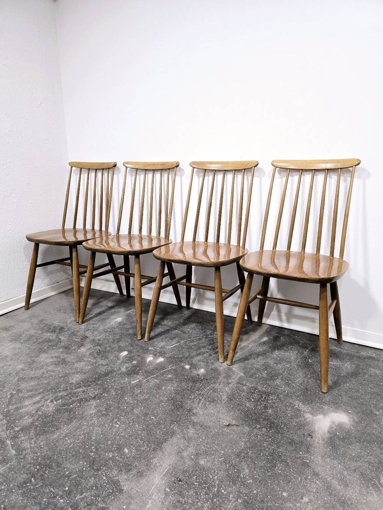 Chaises de salle à manger des années 1970