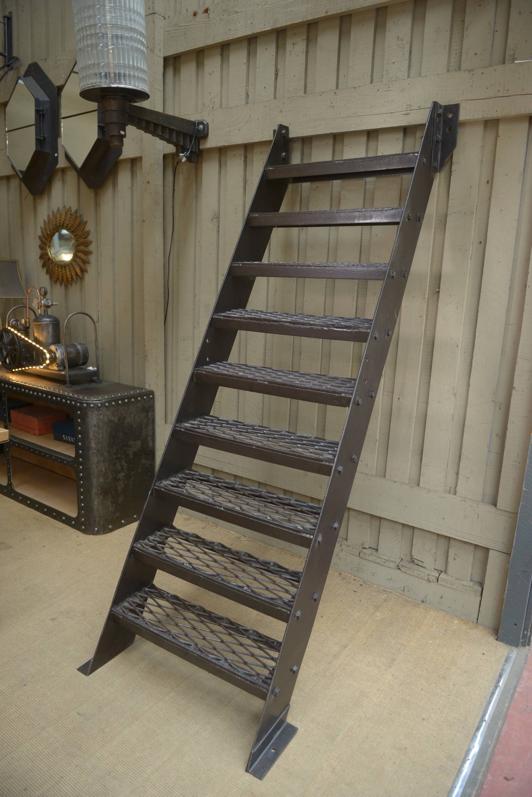 Escalier d'usine en acier 1940