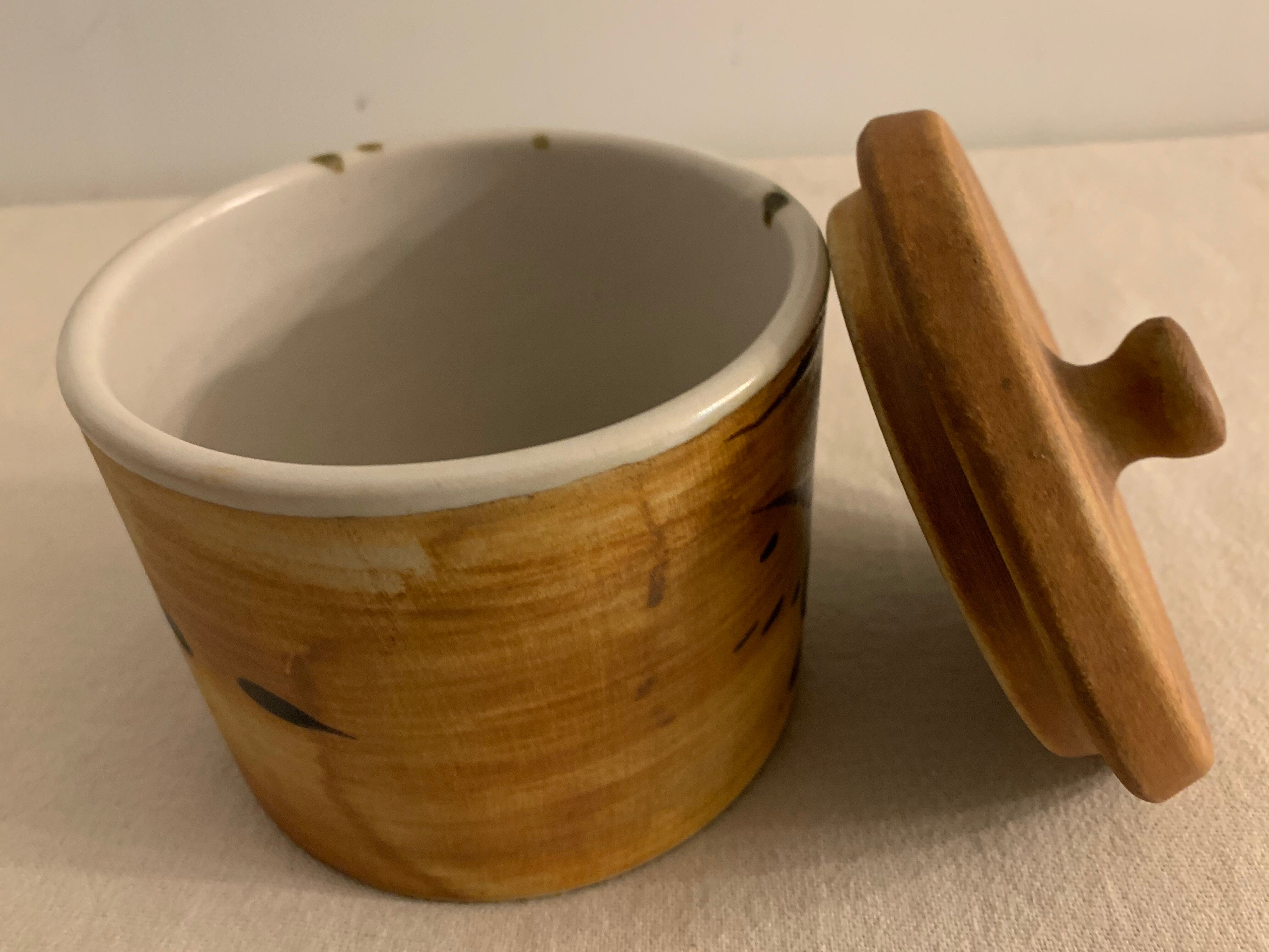 Pot de la Poterie de La Colombe in Vallauris style enamelled sandstone