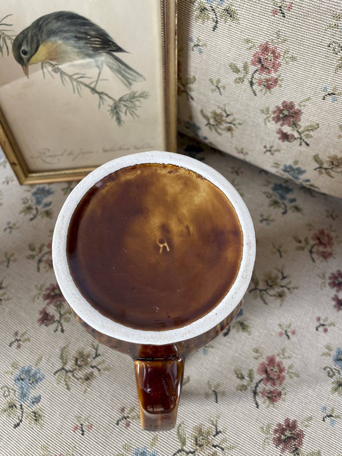 Ceramic barrel-shaped jug, height 17 cm.