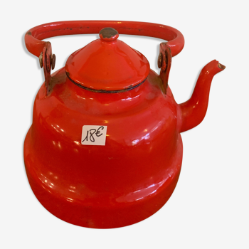 Enamelled teapot