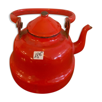 Enamelled teapot