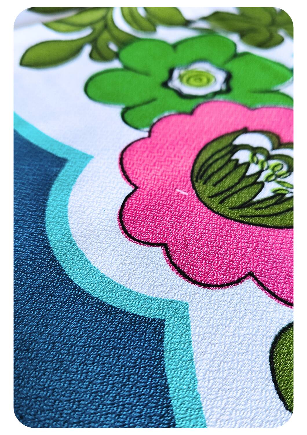 Vintage old stock table cloth floral decor