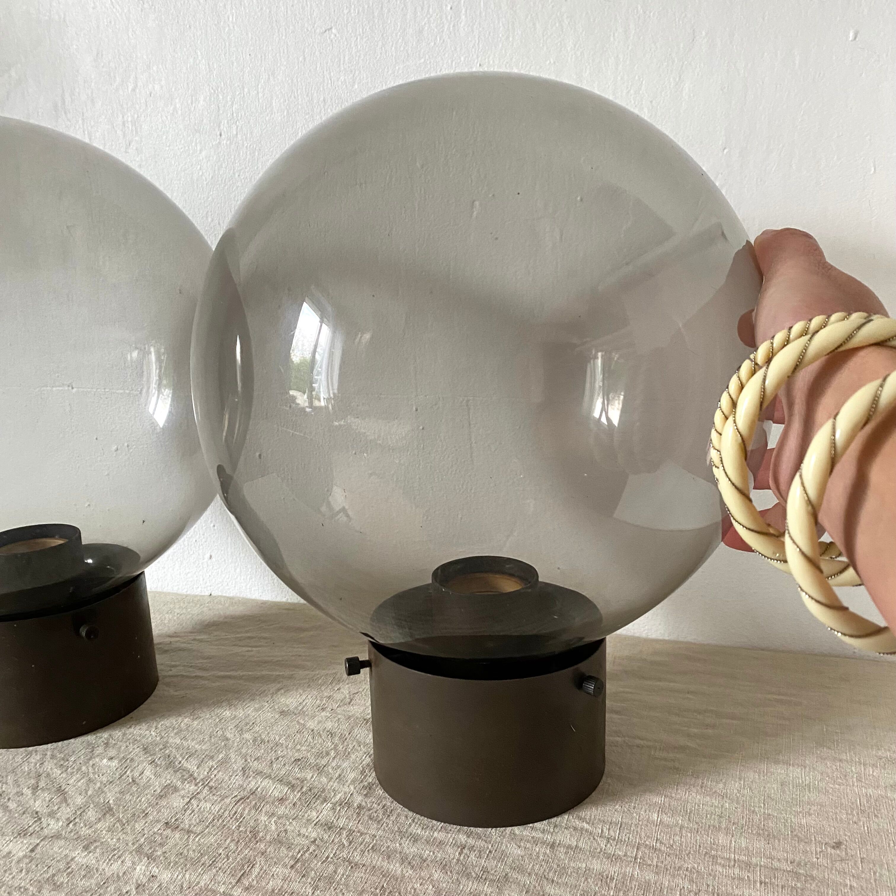 Plafonniers vintage globes en verre fumé