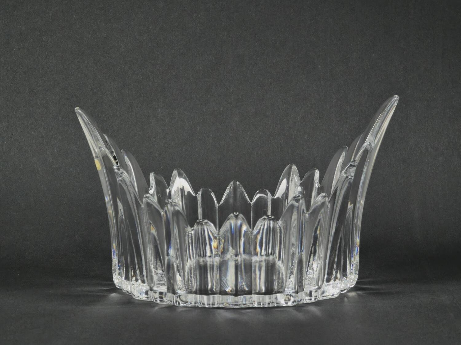 Bol en cristal Skruf des années 1970 « Couronne » par Bengt Edenfalk.