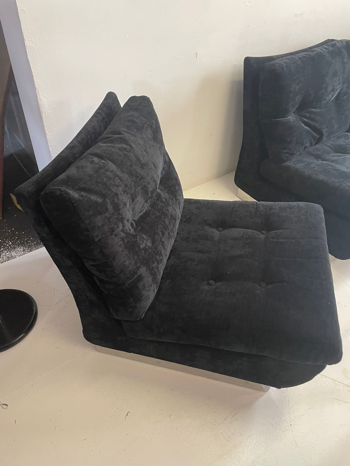 Modular sofa in black velvet 1970