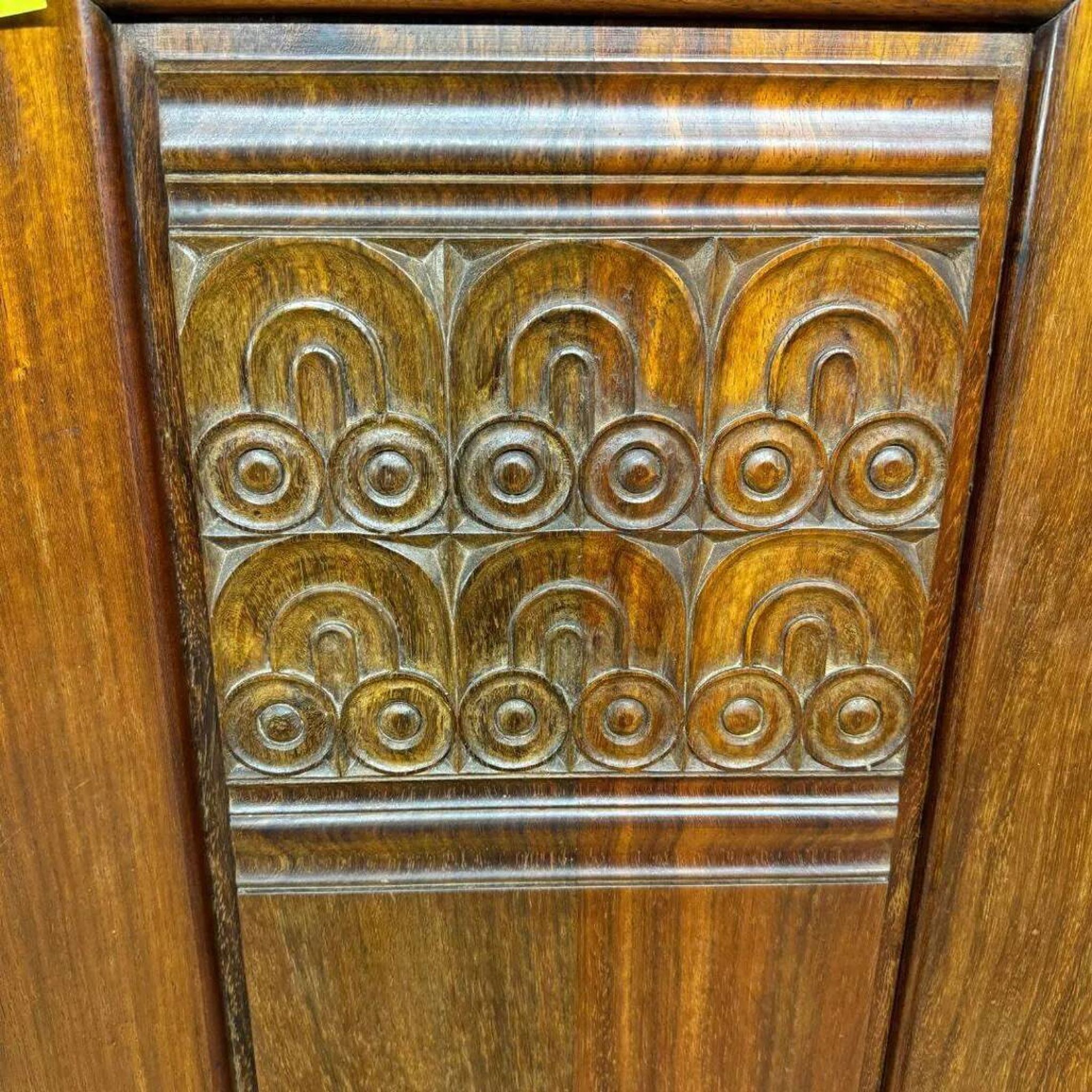 Buffet haut Art Déco en noyer - Époque 1930
