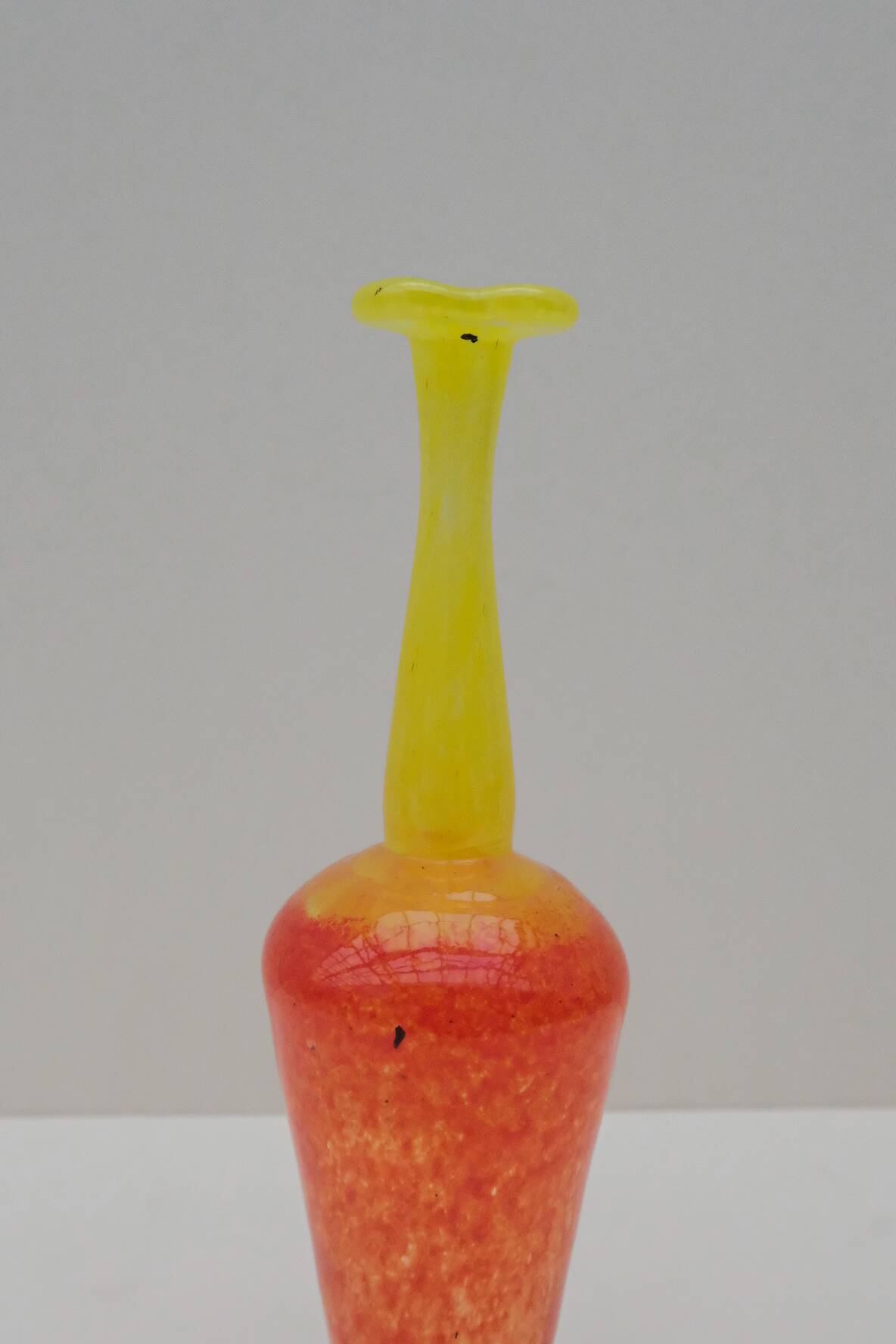 Signed blown glass vase, 1970