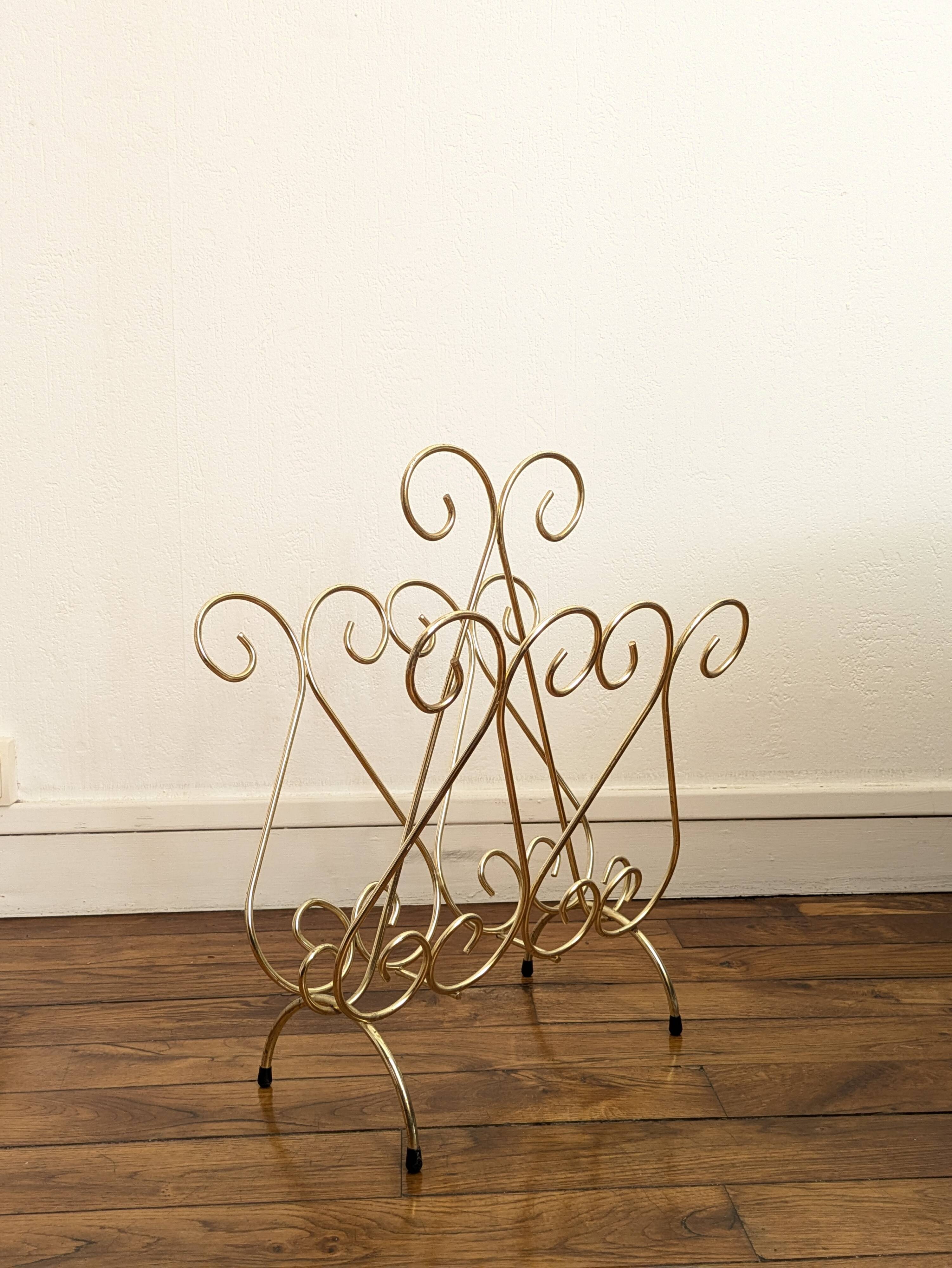 Golden wire magazine rack 1960