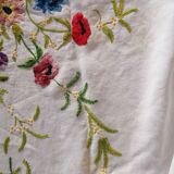 Nappe ancienne brodée