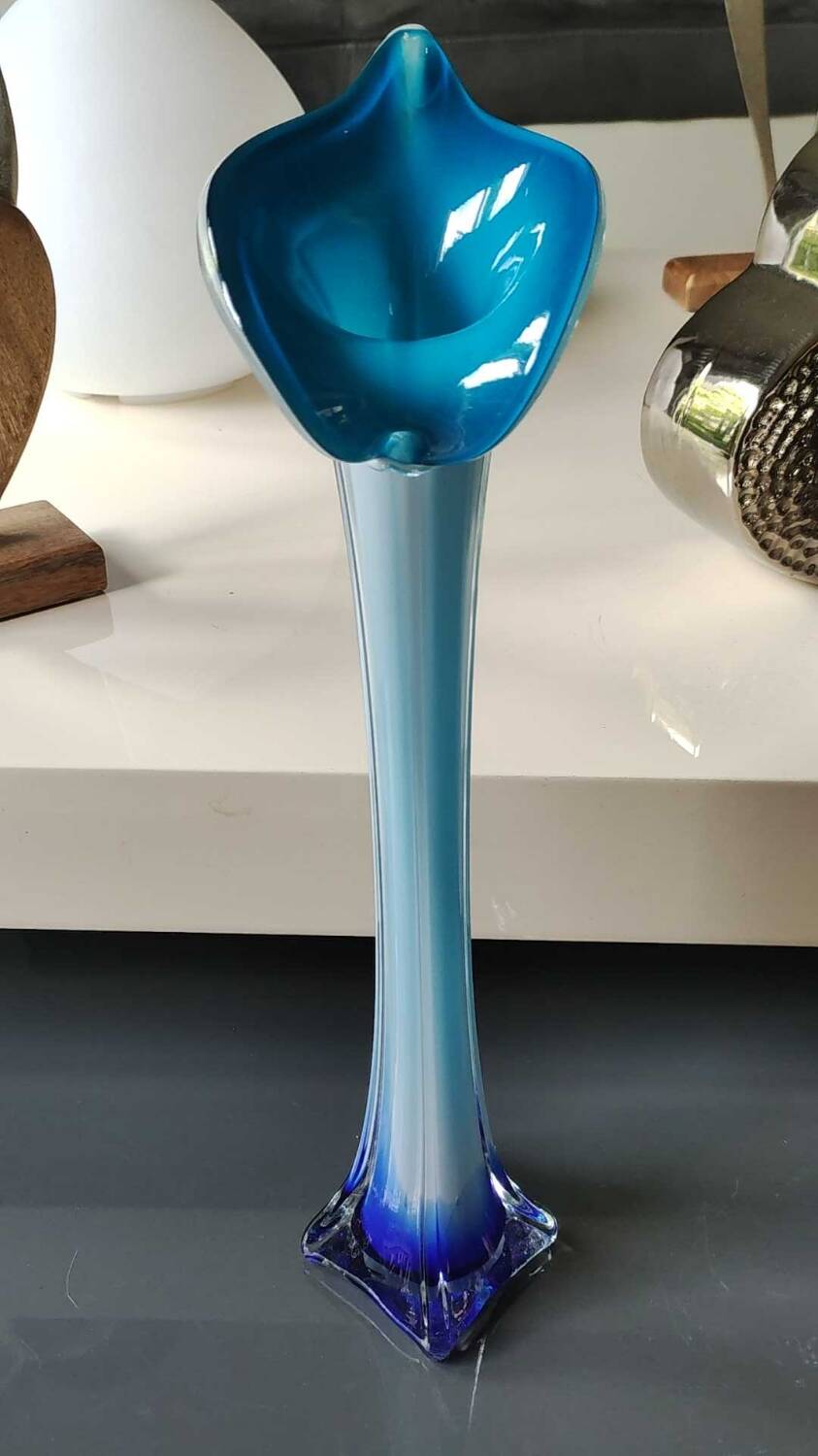 Murano Calla Vase. Floral form of Arum Flower. Blue tones. High 41 cm
