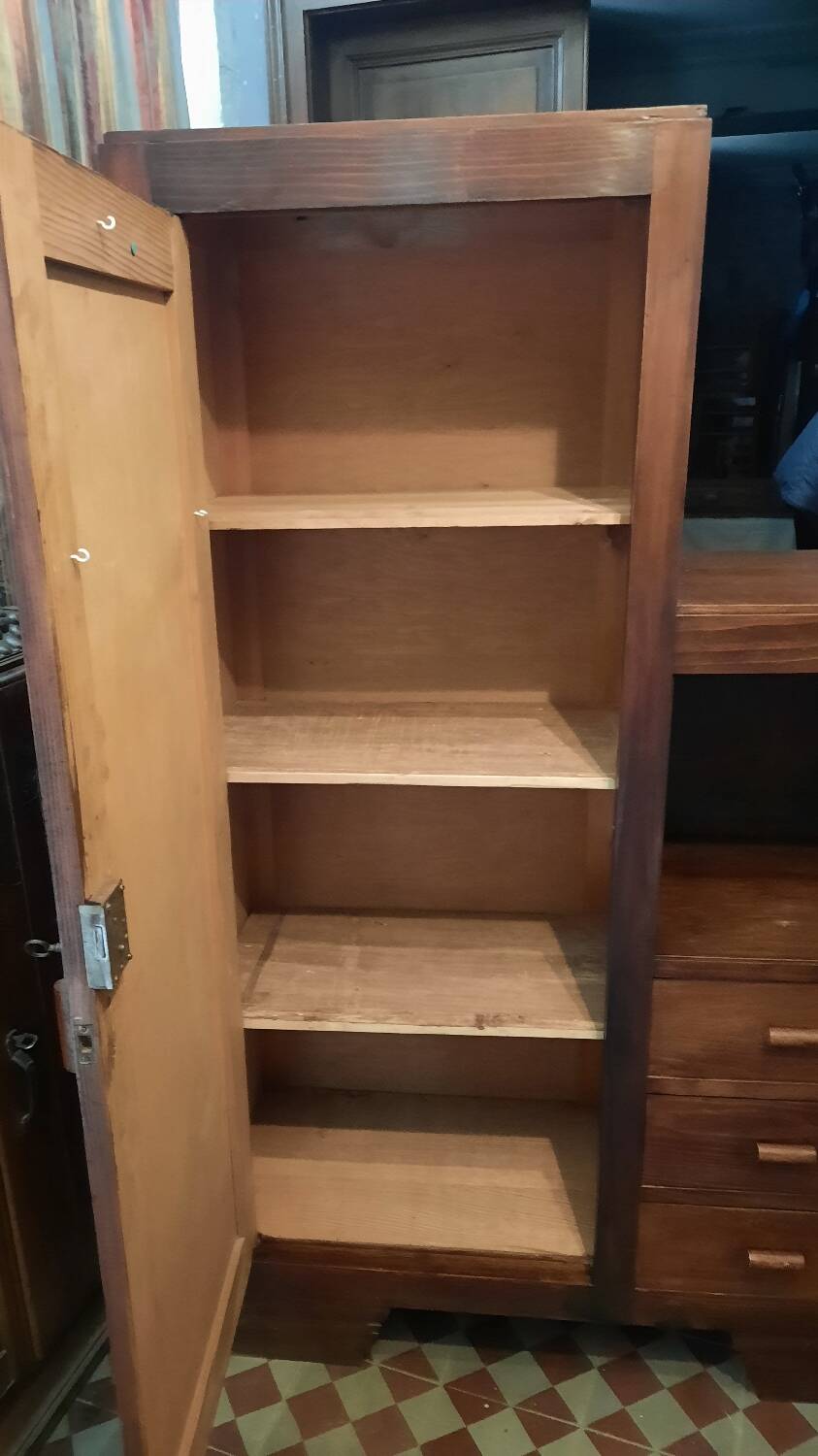 Asymmetrical Parisian wardrobe