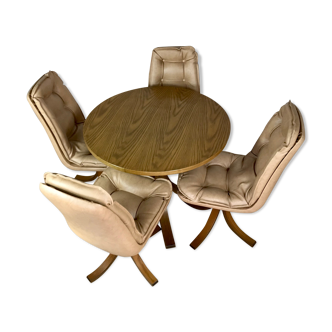 Scandinavian table and chairs set 1970