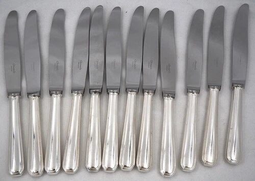Christofle America, Art Deco 12 table knives, silver-plated, excellent condition.