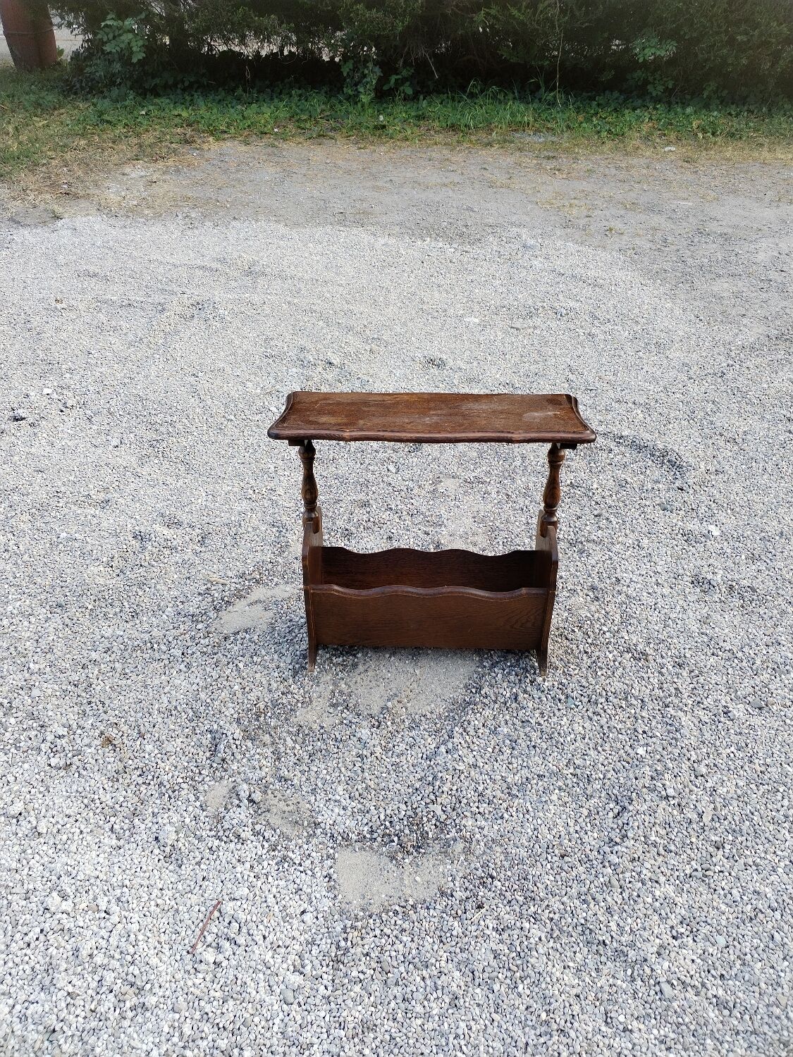 Porte-revue ancien  panier bois