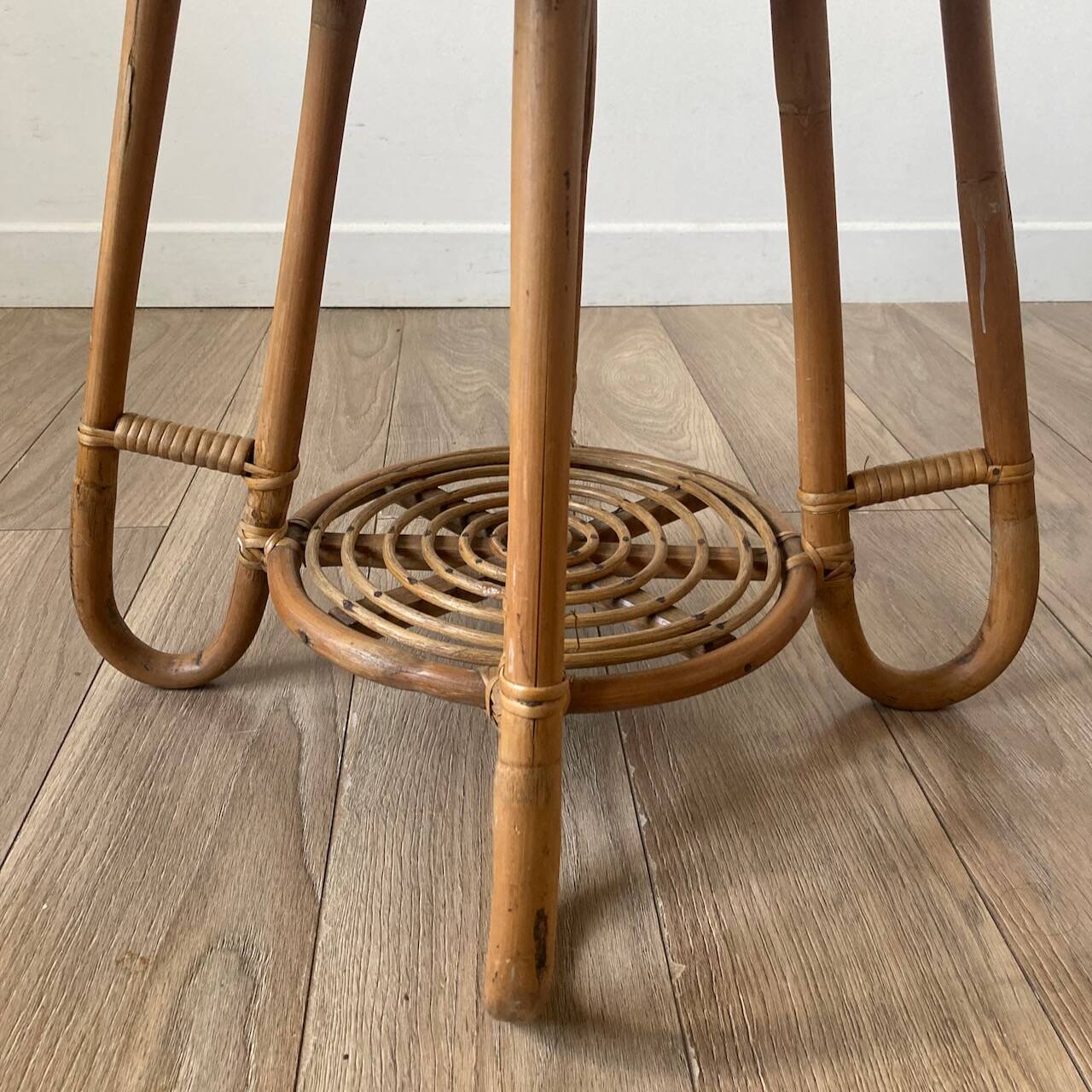 Round rattan coffee table