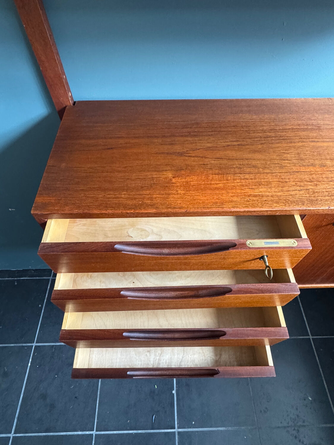 Unité murale modulaire en teck vintage scandinave “Veggen De Luxe”, Norvège