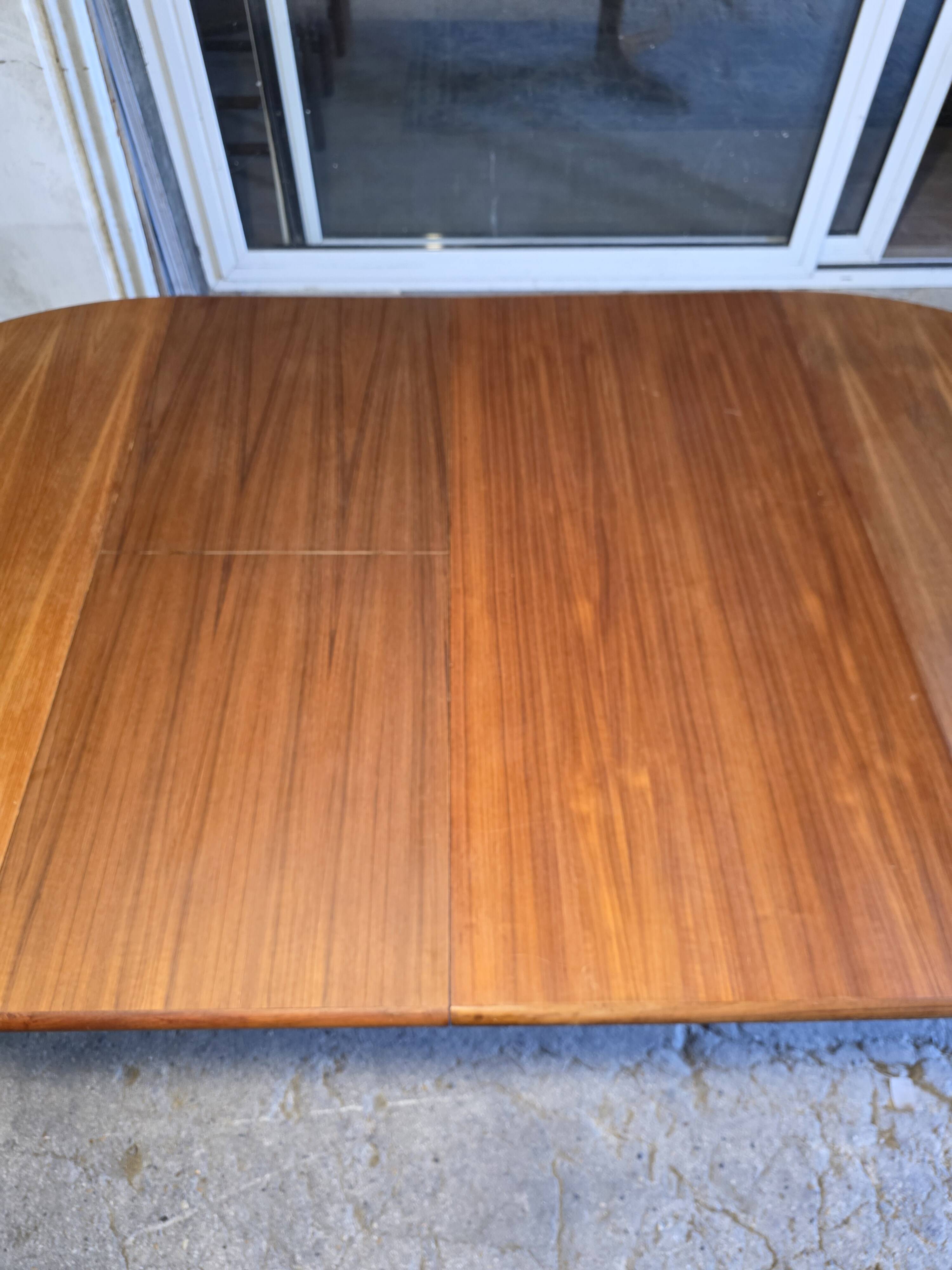 Table Baumann extensible en teck des années 60