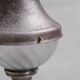 Ensemble de trois suspensions antiques en verre gravé