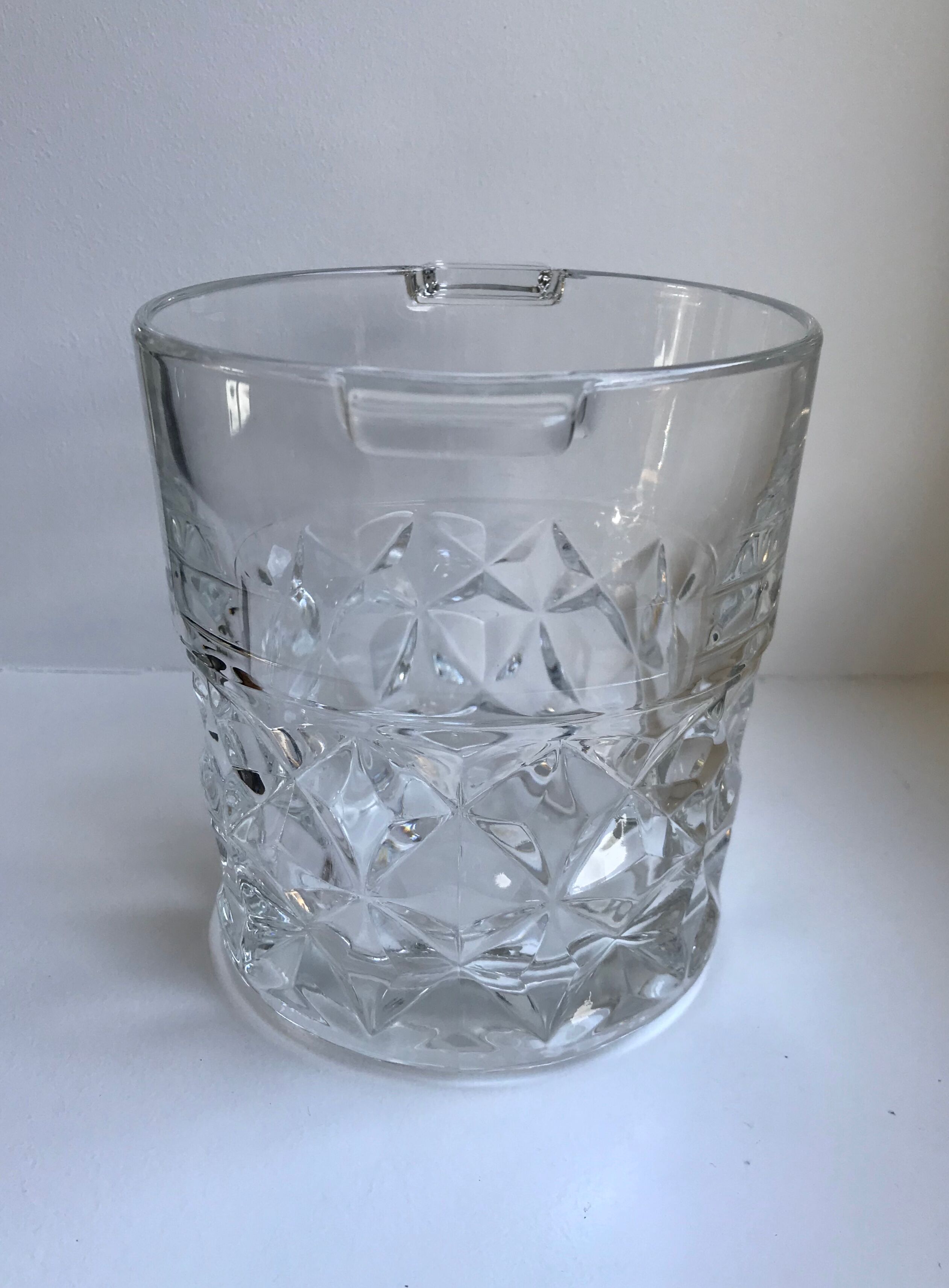 Ice bucket / 70s crystal ice cubes