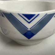 Art Deco, sauce boat with geometric motifs, Orchies around 1930.