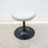 Tabouret pied tulipe en métal et skai, 1970