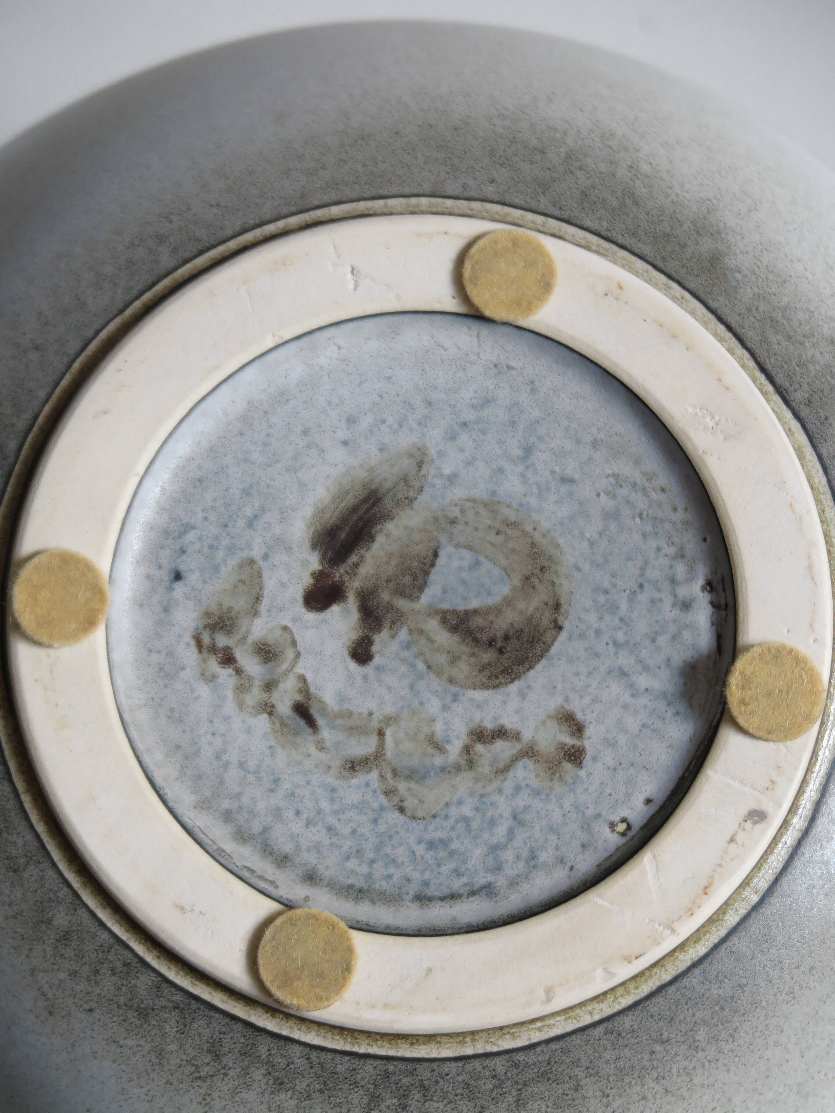 Franco Bucci Italian big sandstone vase, 1970s