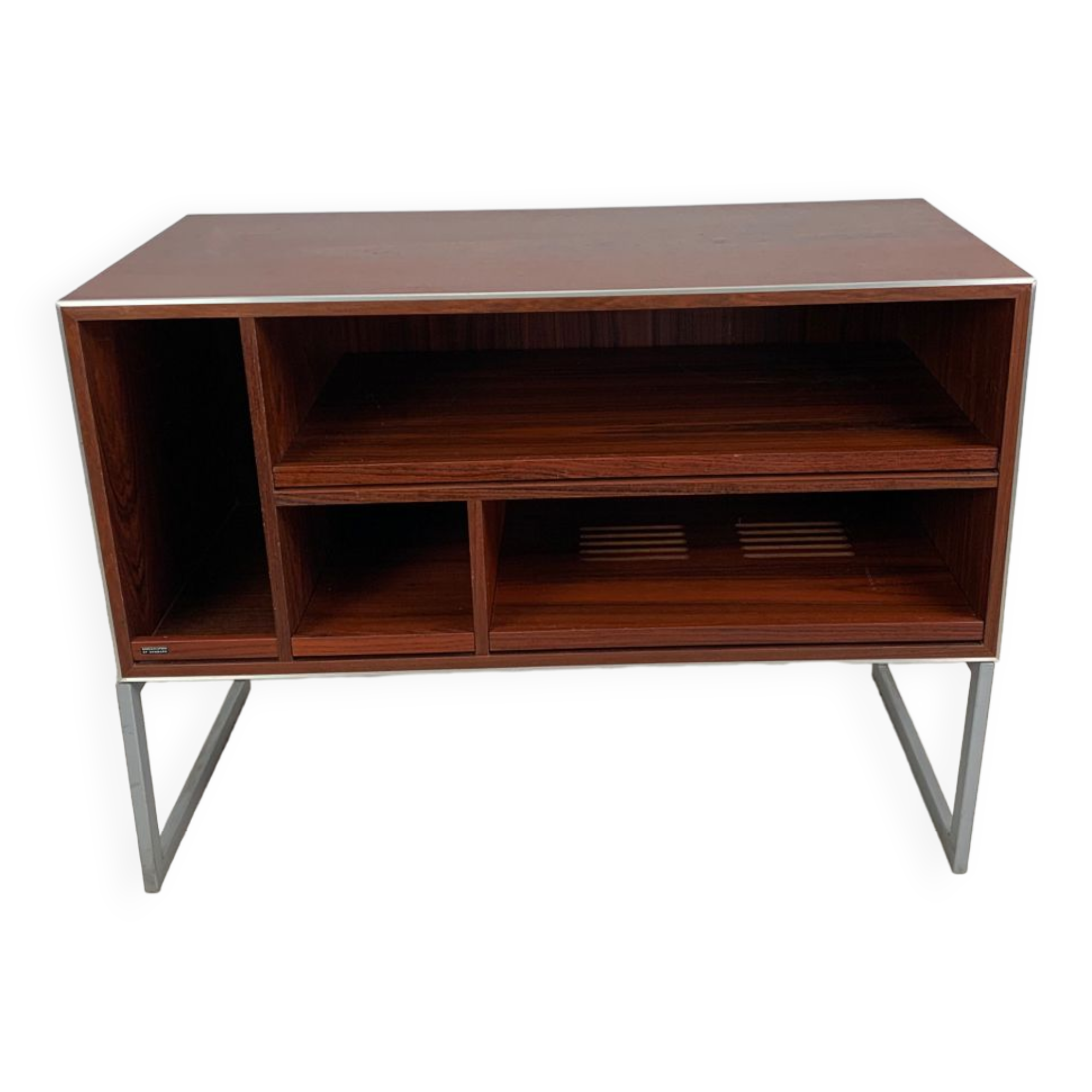 Hi-fi bang and olufsen cabinet