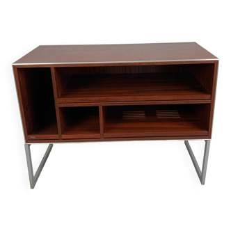 Hi-fi bang and olufsen cabinet