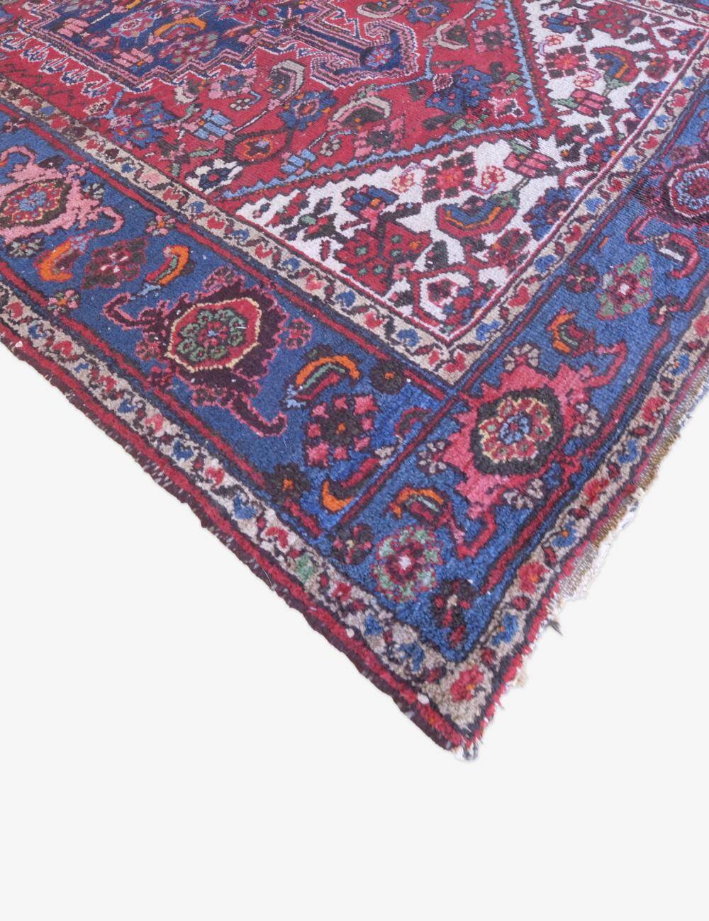 Vintage Persian rug - 203 x 135 cm