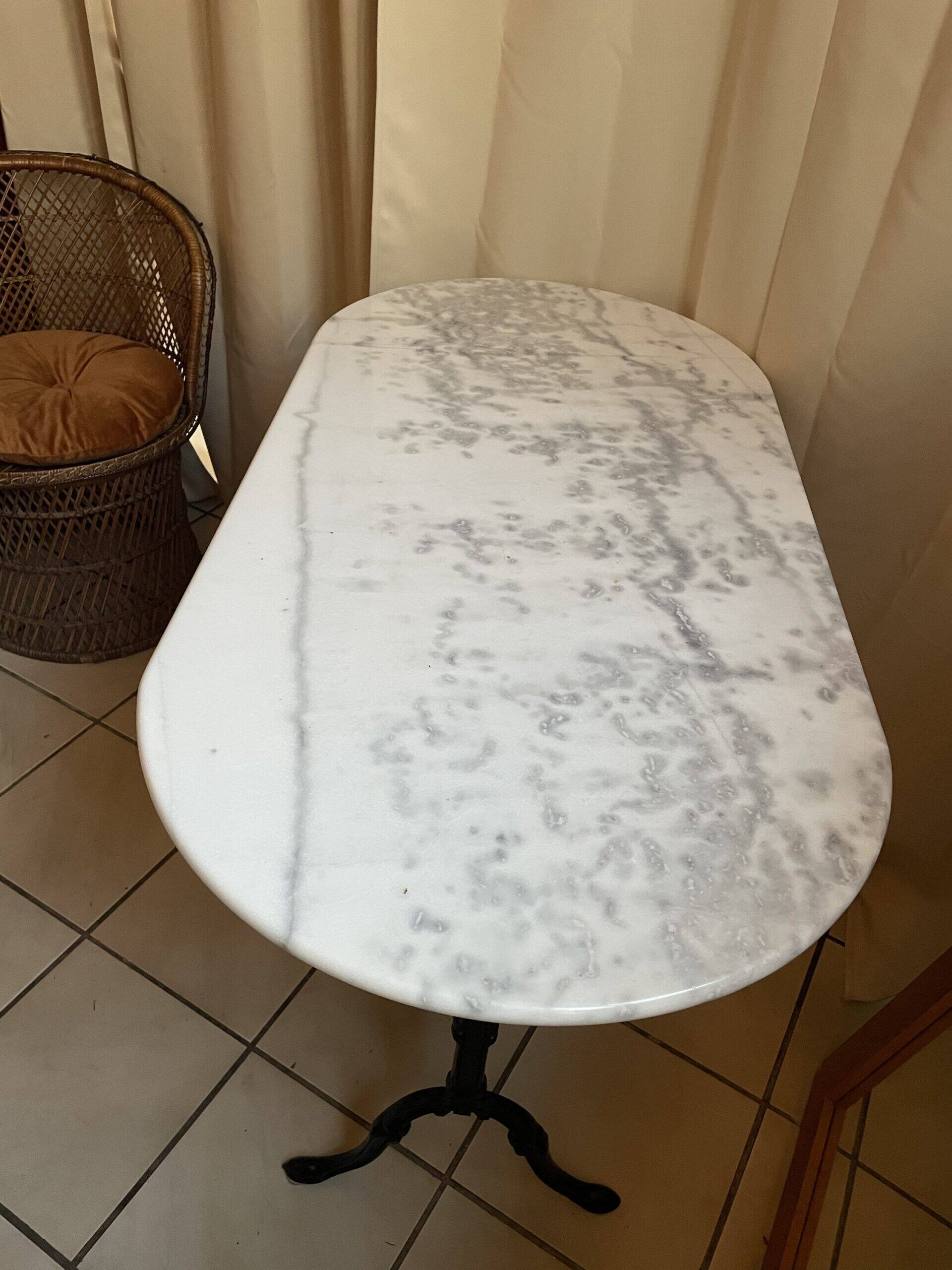 Bistro table in marble