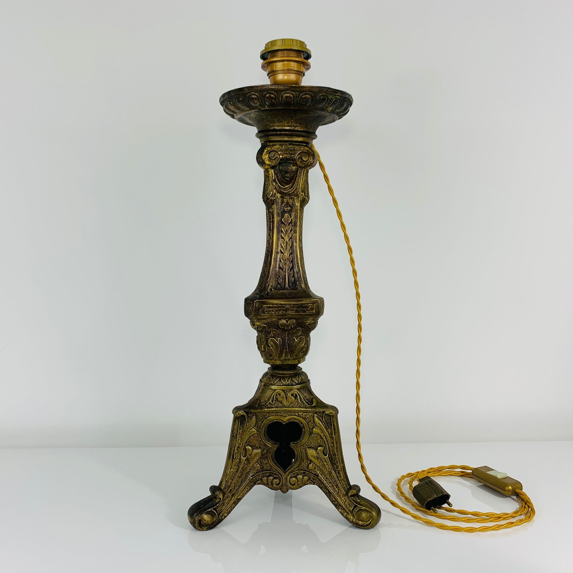 Lamp foot Bronze gilded brass old spat candle church 19th candelabra