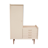 Asymmetrical cabinet