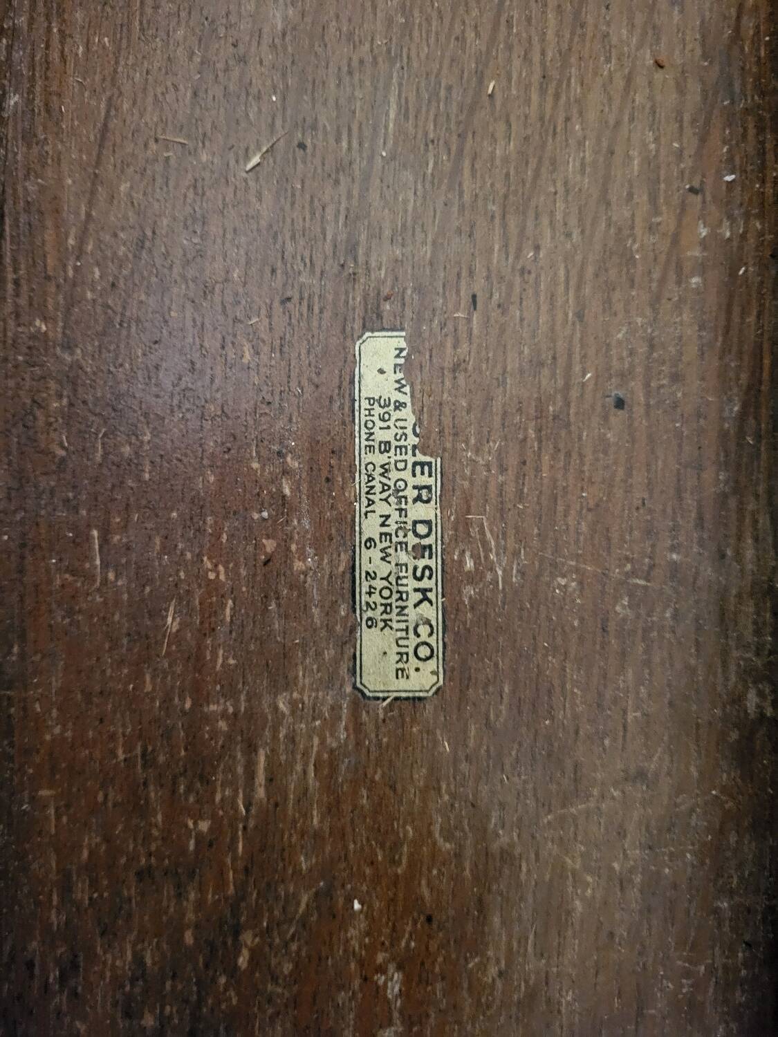 Important antique American desk in carved wood – circa 1900 –