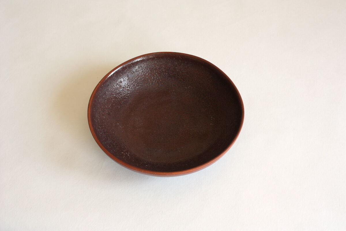 Rusty sandstone dish