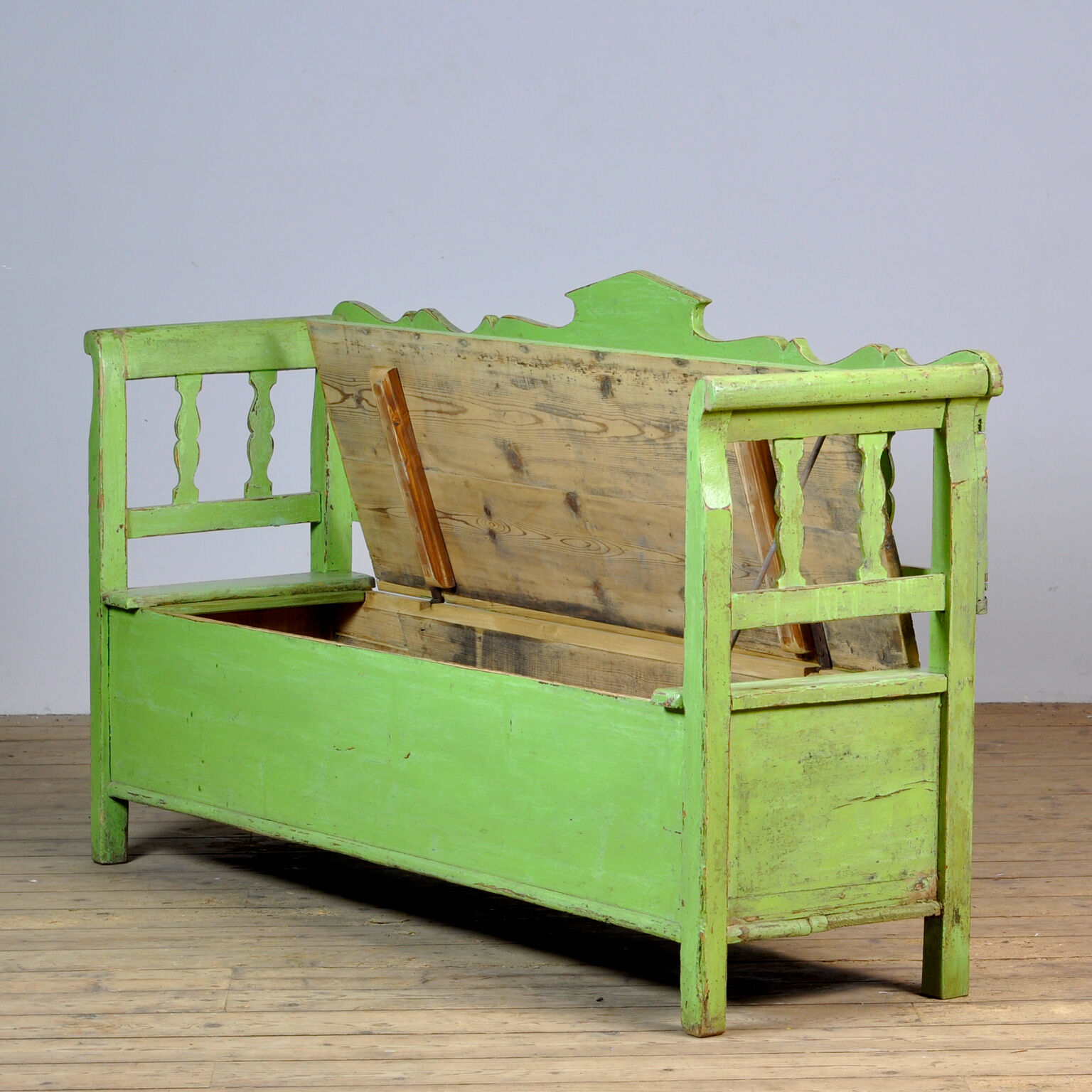 Antique Pine Bench, 1930s