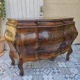 Tomb-shaped chest of drawers in perfect condition