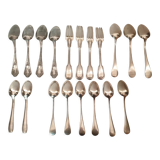 15 spoons & 4 silver metal forks
