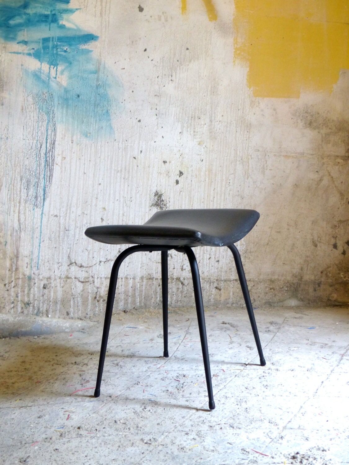 Curved vintage stool