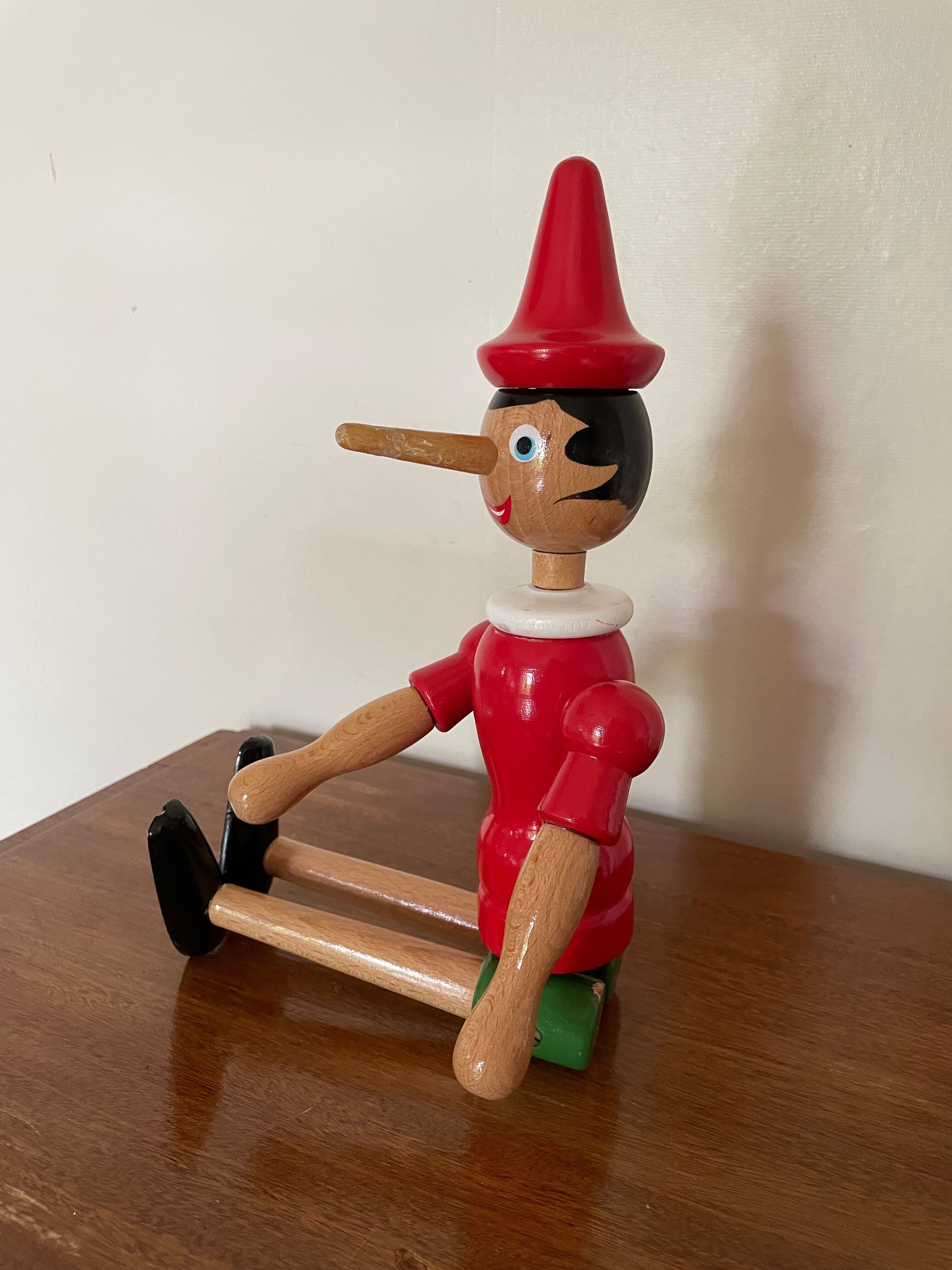 Articulated wooden Pinocchio H40