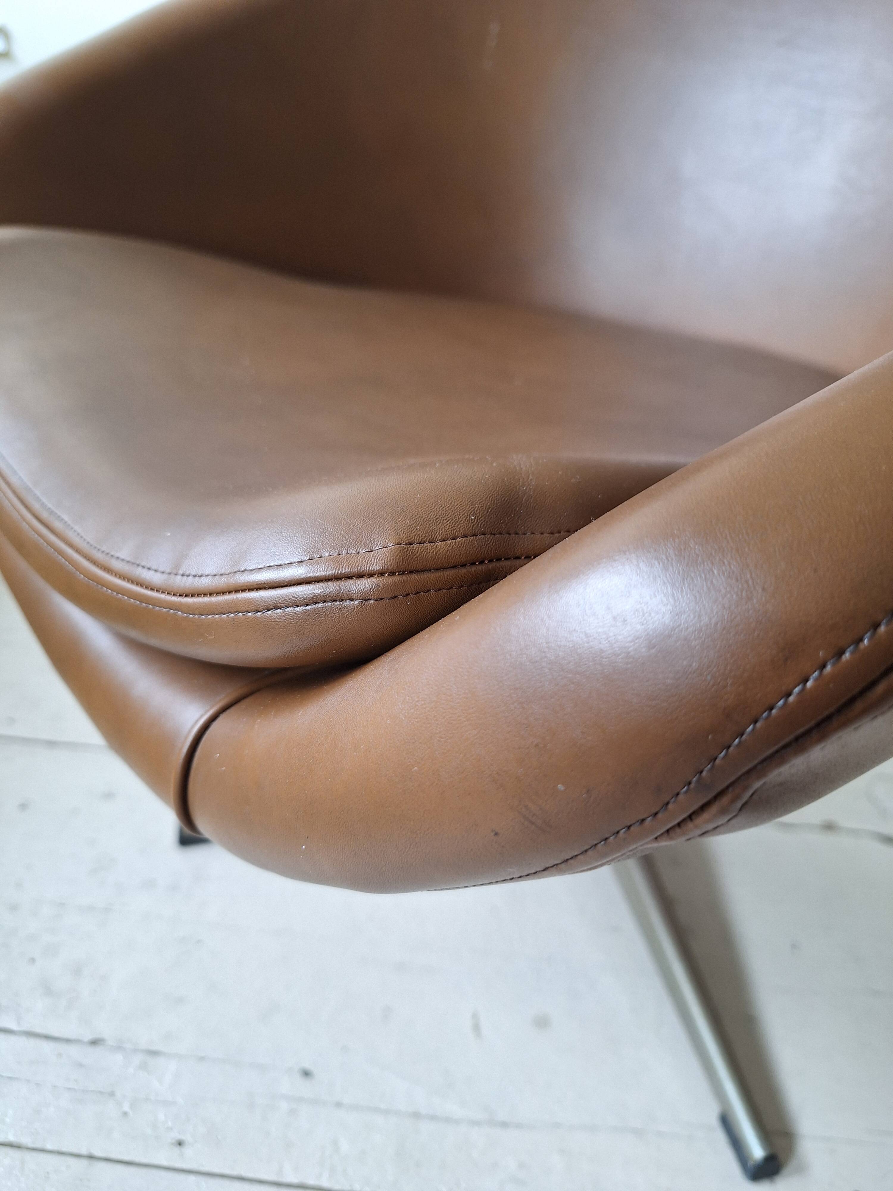 Chaise à cocktail vintage