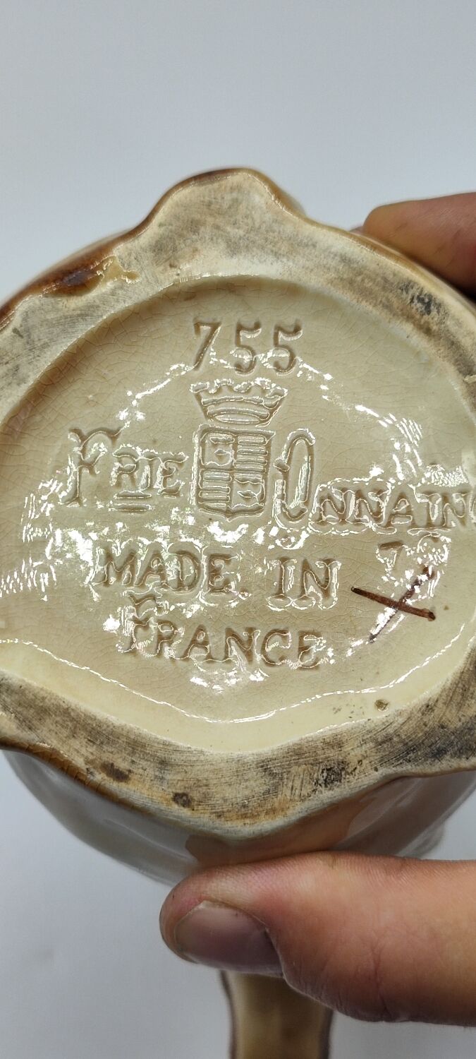 Onnaing slushie pig pitcher