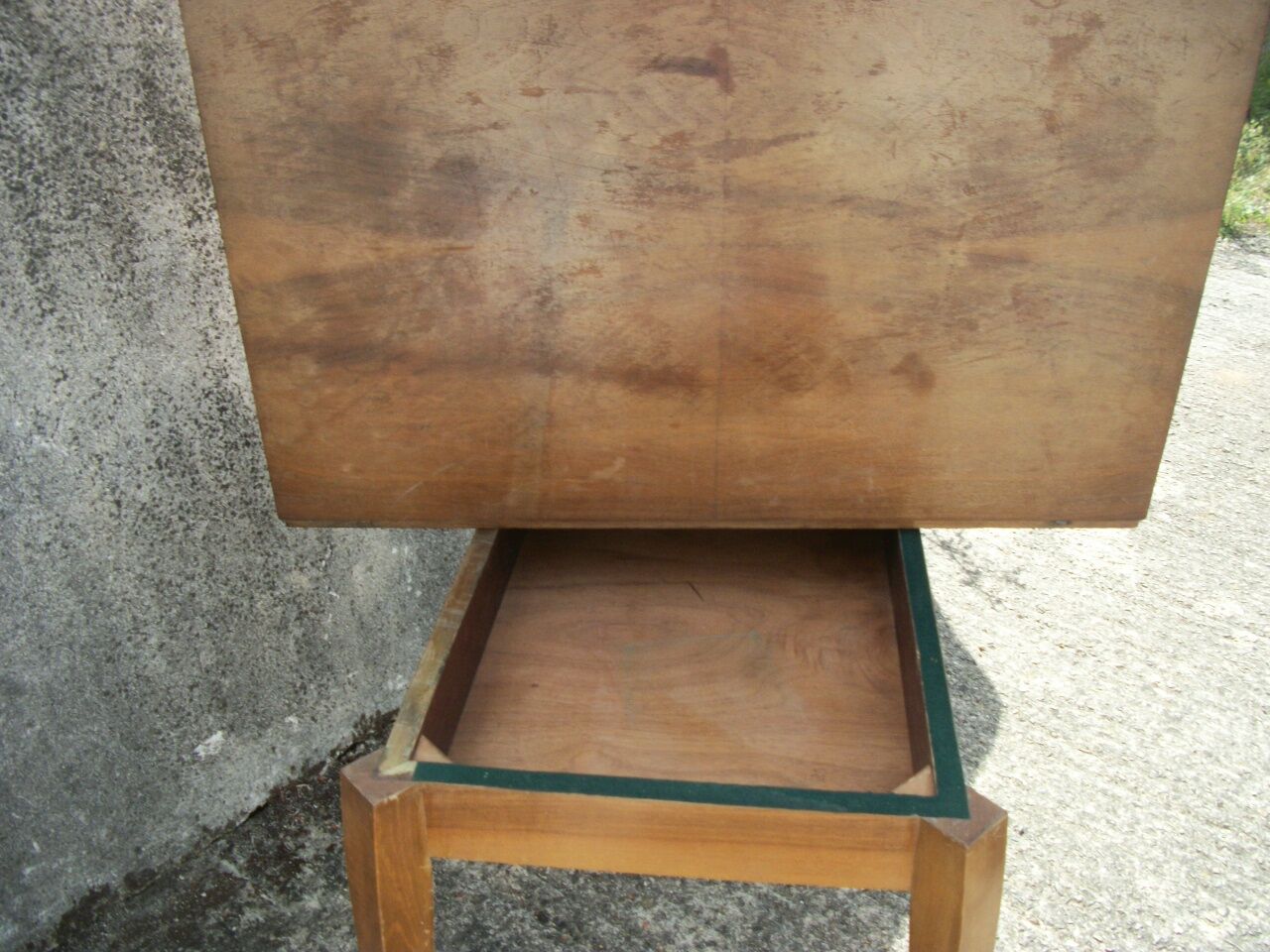 Vintage table compass legs