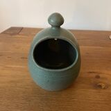Stoneware salt hand