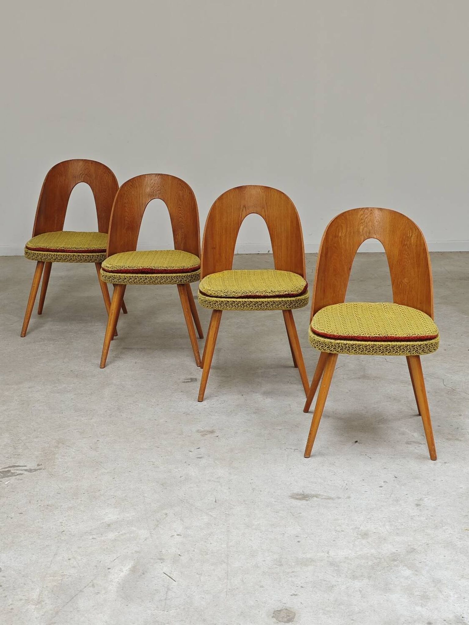 Set of 4 yellow Antonin Suman chairs for Tatra Nabytok 1960