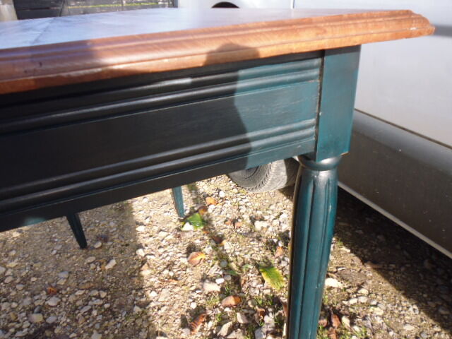 Small desk or side table with 30s Art Deco drawer