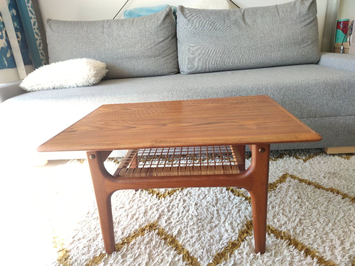 Danish teak side/coffee table Trioh
