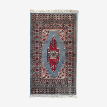 Oriental carpet 170 x 97cm